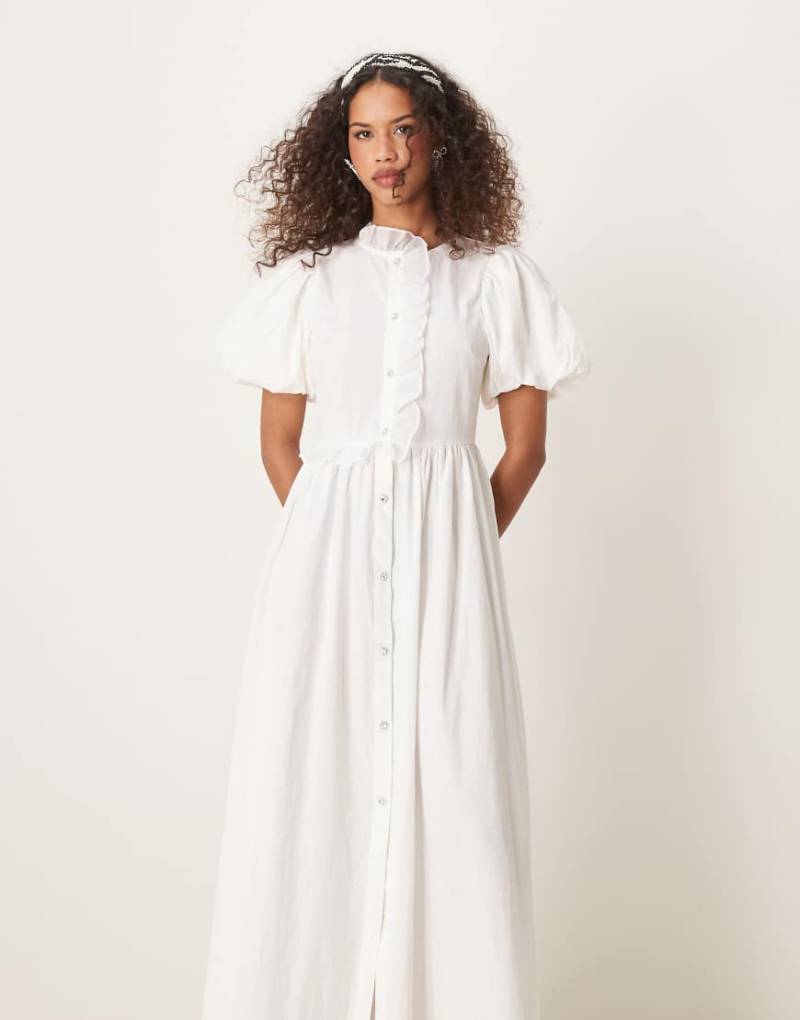 Sister Jane - Maxikleid in Elfenbeinweiß mit Rüschen von sister jane