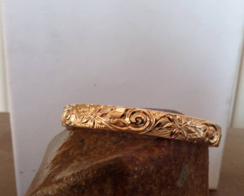 Spiralen Und Blumen Gold Filled Neugeborenen Bis Ein Jahr Alt von sistersilver