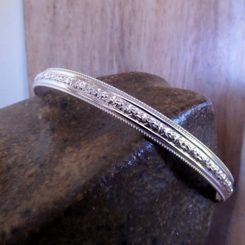 sterling Erwachsenen Manschette Mit Blumenmuster sterling Erwachsenen Manschette Mit Blumenmuster von sistersilver