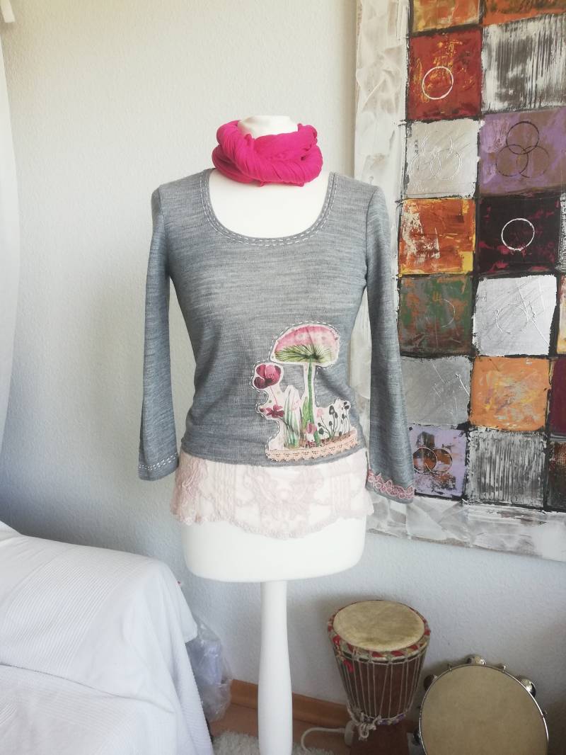 Boho Upcycling Pullover Mit Spitze/S-M/Außergewöhnlich/Einzigartig/Nachhaltig/Slow Zero Waste Fashion/Festival Hippie/Handmade/Naturschonend Boho Upcycling Pullover Mit Spitze/S-M/Außergewöhnlich/Einzigartig/Nachhaltig/Slow Zero Waste Fashion/Festival Hippie/Handmade/Naturschonend von siterrafashion