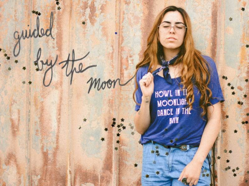 Howl in The Moonlight Slouchy T-Shirt Howl in The Moonlight Slouchy T-Shirt von skylinefever