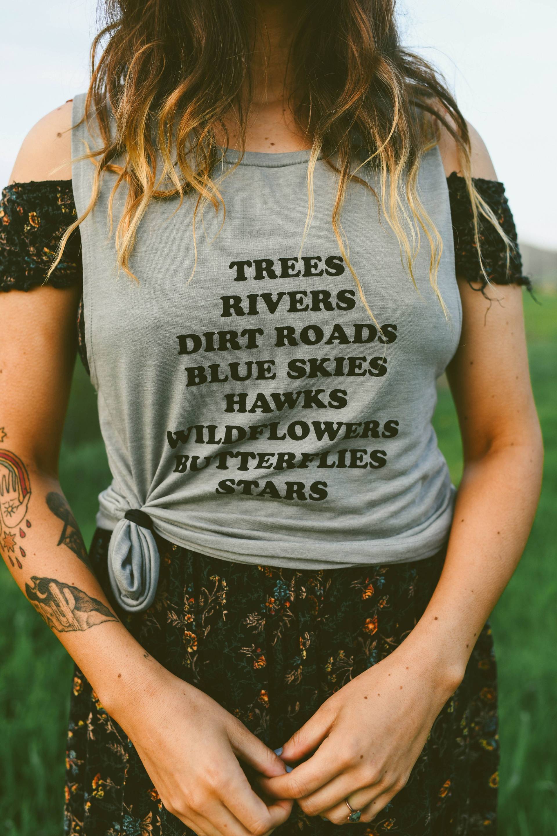 Toller Outdoors Tank, Texas Tank Top, Handbedrucktes T Shirt, Skyline Fever, Country Roads Toller Outdoors Tank, Texas Tank Top, Handbedrucktes T Shirt, Skyline Fever, Country Roads von skylinefever