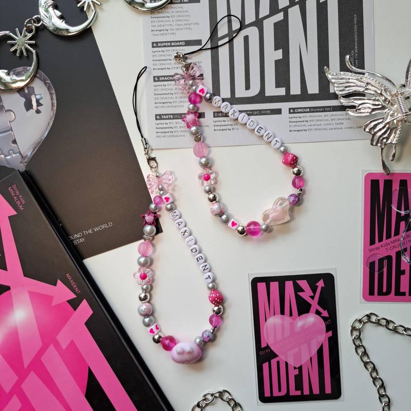 Glasperle Schlüsselanhänger Handyanhänger Stray Kids Handyband Kpop Schmuck Y2K Konzert Skz Maxident von skzoosaurus