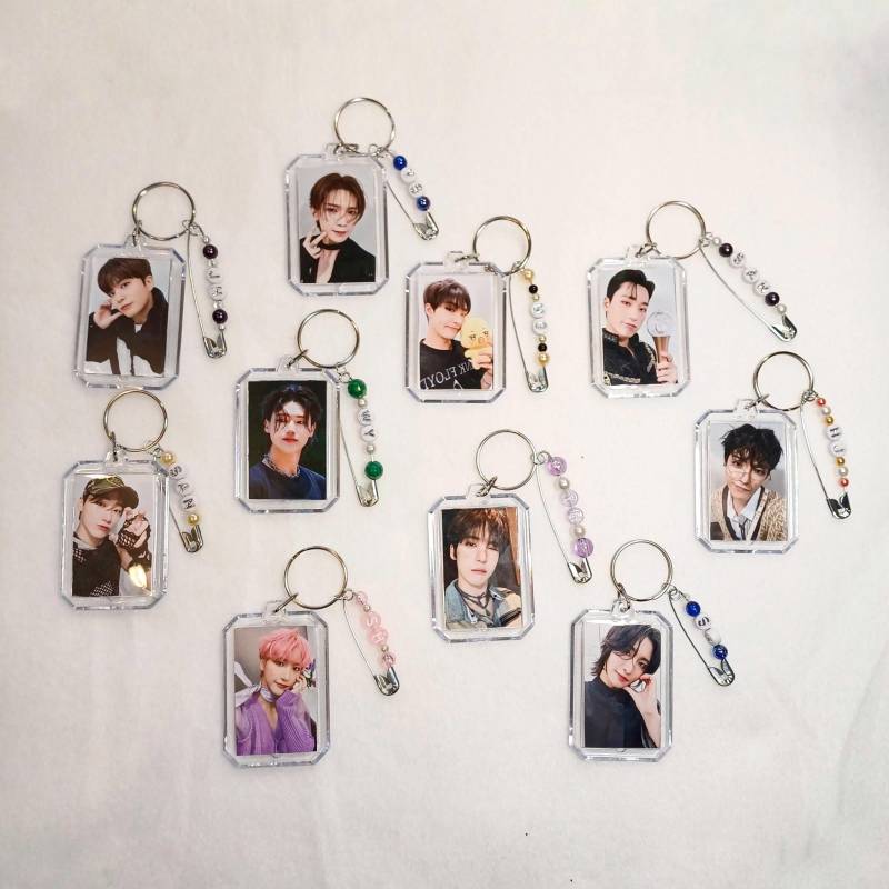 Perle Acryl Schlüsselanhänger Kpop Merch Schmuck Y2K Kokette Ateez Atz Konzert Atiny Hongjoong Seonghwa Mingi Yunho Yeosang Jongho Wooyoung San von skzoosaurus