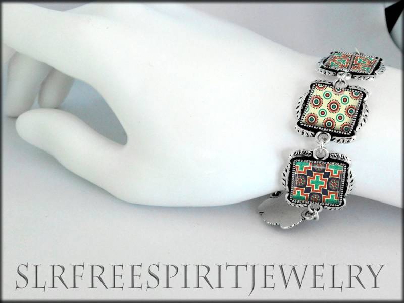 Silbernes Link-Armband, Boho Accessory, Tiles Design Armband, Geometrie, Fotowäschmuck, Handgeschenk, Square Link Farbig von slrfreespiritjewelry