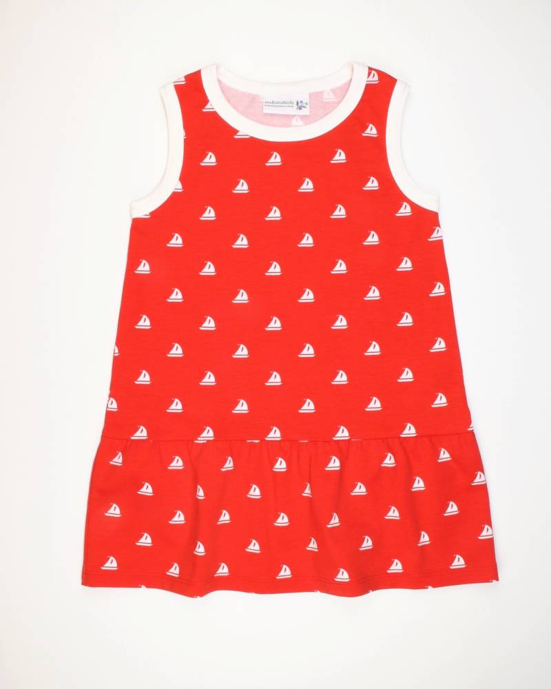 Sofortkauf Kleid "Kaitum" Mit Segelschiffchen, Rotes Luftiges Sommerkleid, Rotes Weißen Schiffchen, Smalandkids, Smalandslängtan von smalandslaengtan