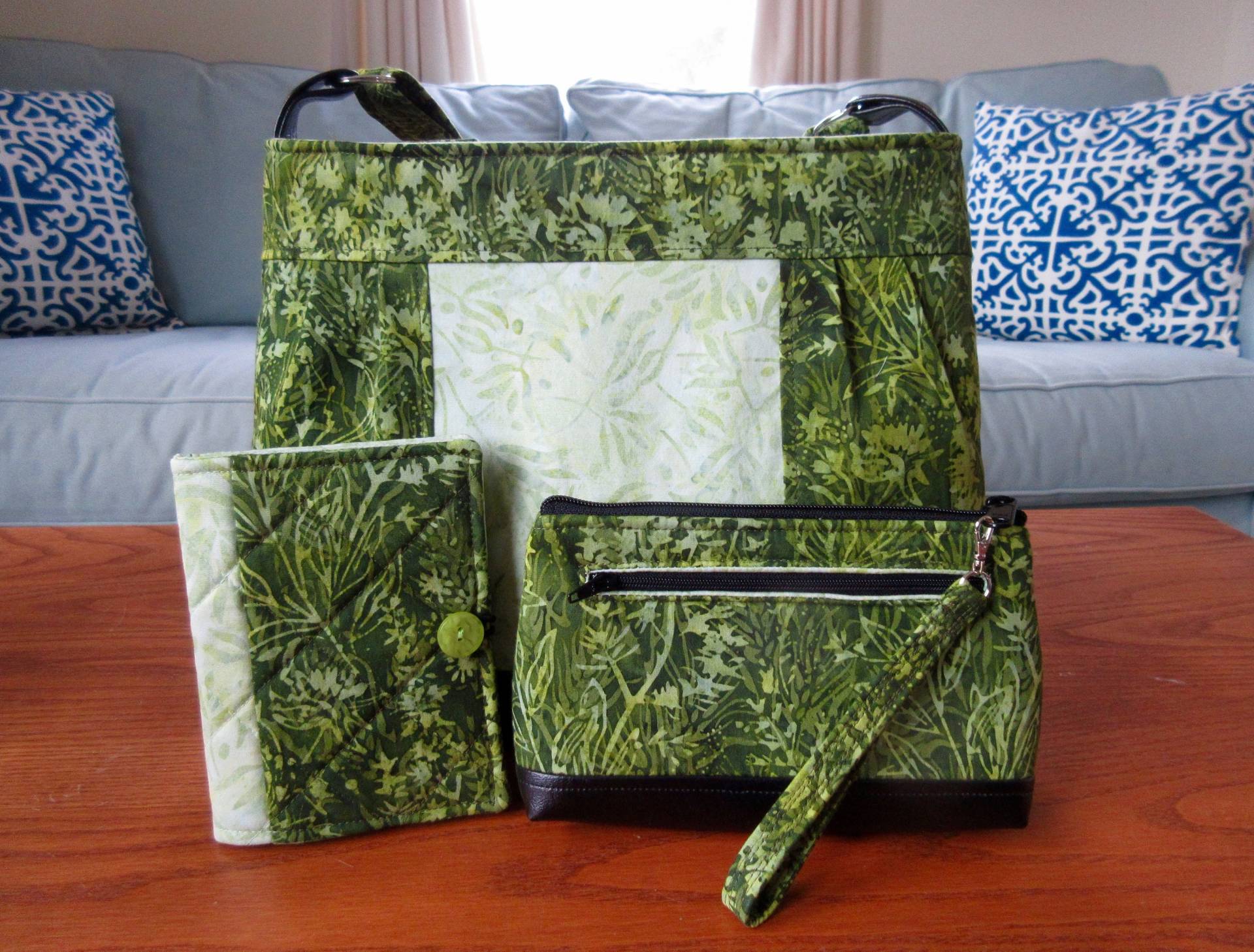 Große Batik Stoff Handtasche Mit Passenden Kupplung & Padfolio Große Batik Stoff Handtasche Mit Passenden Kupplung & Padfolio von smallexpectations