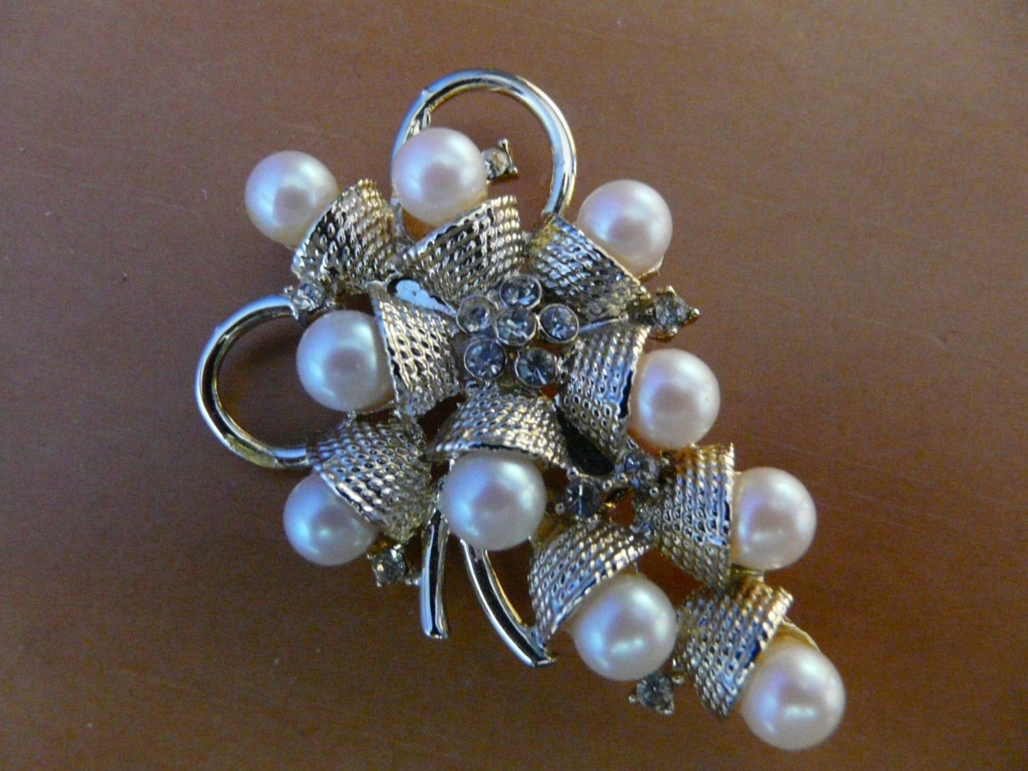 Kunstperle Und Strass Pin von smittysvintage