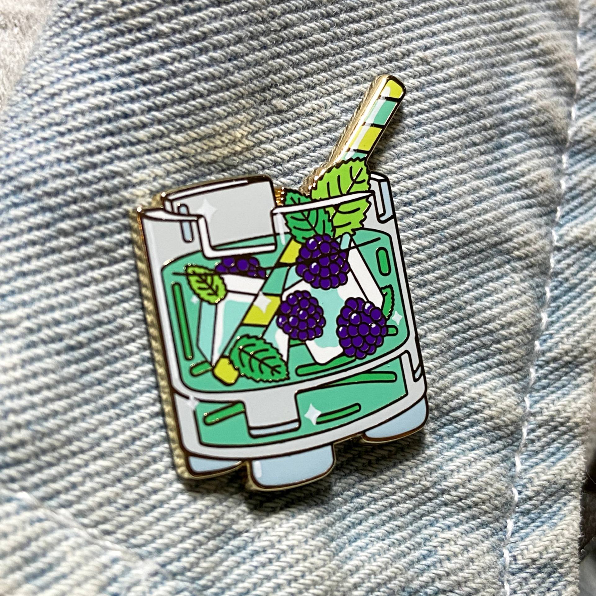 Mojito/Cocktail Emaille Anstecknadel Bausteinförmige Lebensmittel "stapelbare Snacks" Glänzende Flair-Anstecknadel von snackspls