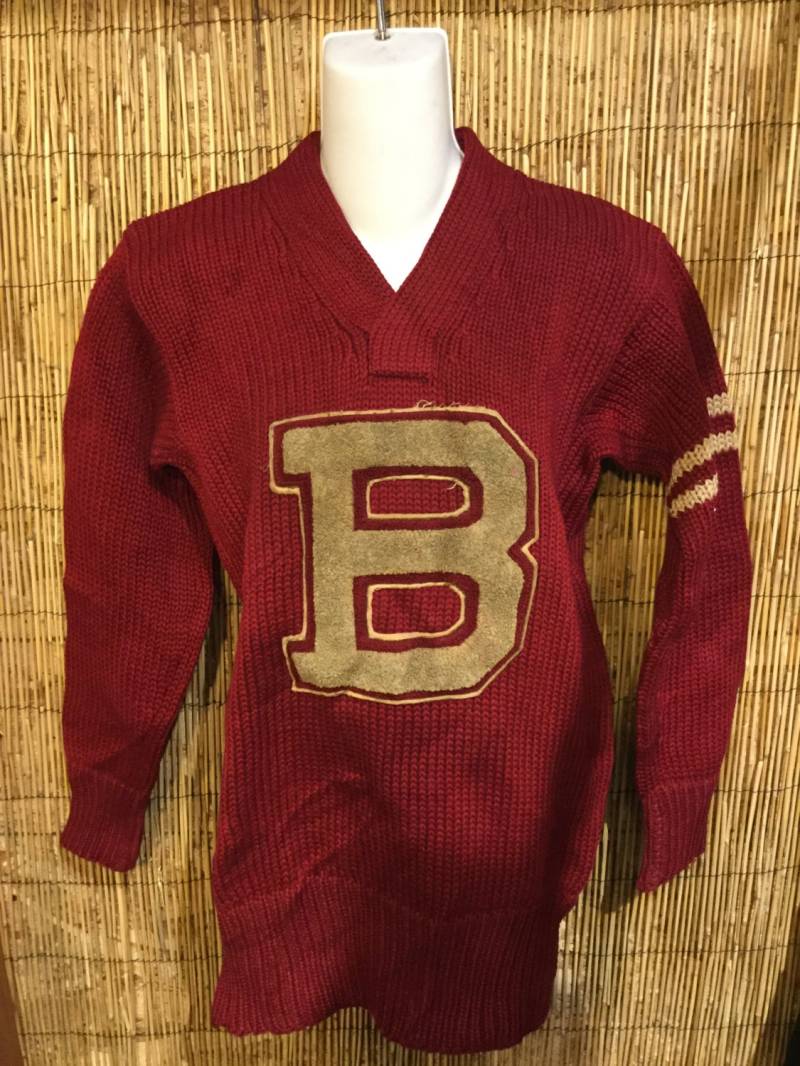 Mv040 1930Er Jahre Pullover Aus Hülsenwolle in Weinrot Mv040 1930Er Jahre Pullover Aus Hülsenwolle in Weinrot von sneakytiki