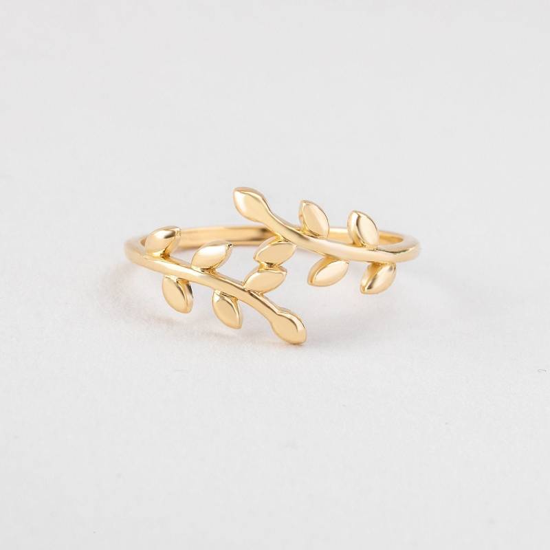 14K Oder 18K Solid Gold Blatt Ring Zierliche Stapeln Rebe Ring, Olivenblatt Einfache Zweig Kleine Geschenk Für Ihre Mutter von sochicShe