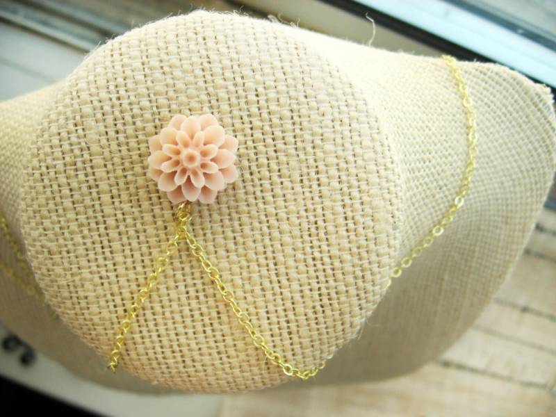 Zarte Licht Rosa Blume Halskette von sodalex