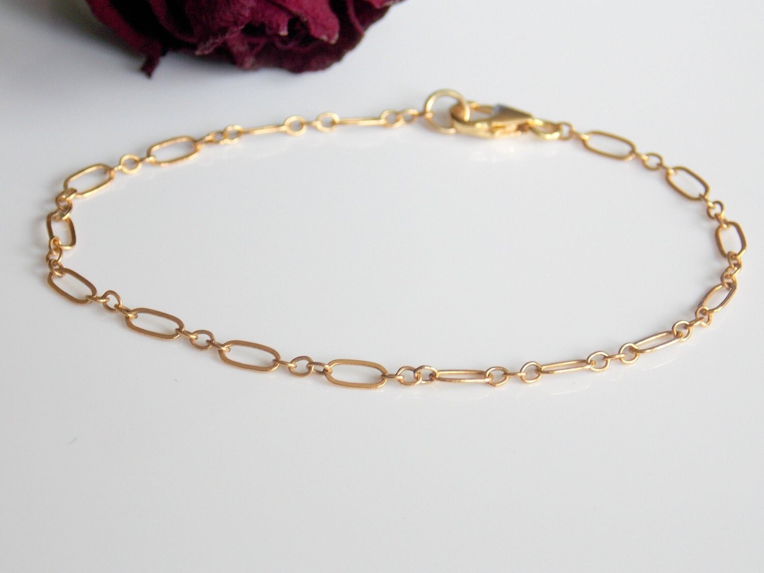 Gold Filled Armband, Zartes Gold Layered 14K Minimalist Kabelarmband, Kabelkette Goldarmband Gold Filled Armband, Zartes Gold Layered 14K Minimalist Kabelarmband, Kabelkette Goldarmband von sofisjewelrystore