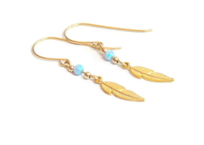 Gold Filled Feder Ohrringe - Opal Boho Gold Filled Feder Ohrringe - Opal Boho von sofisjewelrystore