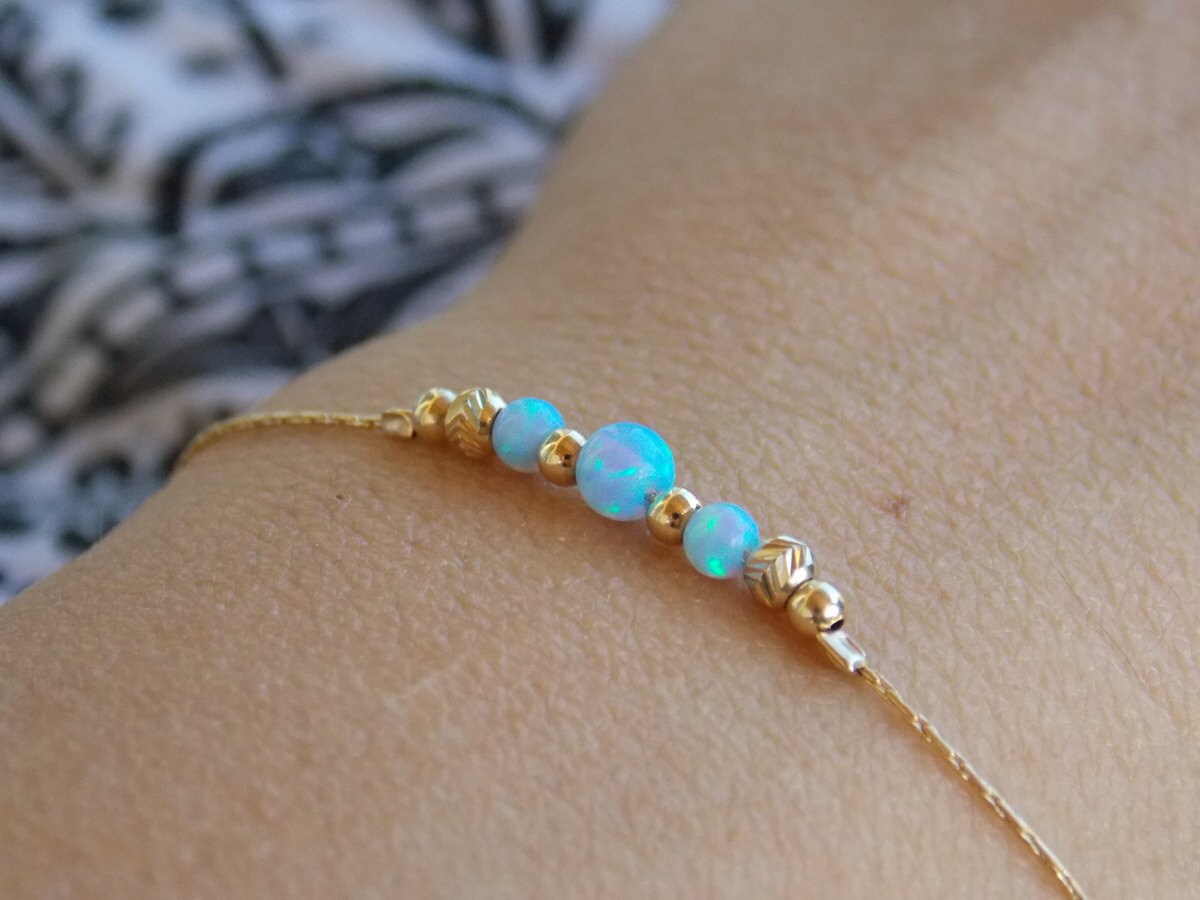 Opal Armband, Perlen Minimal Gold Winzige Schmuck Opal Armband, Perlen Minimal Gold Winzige Schmuck von sofisjewelrystore