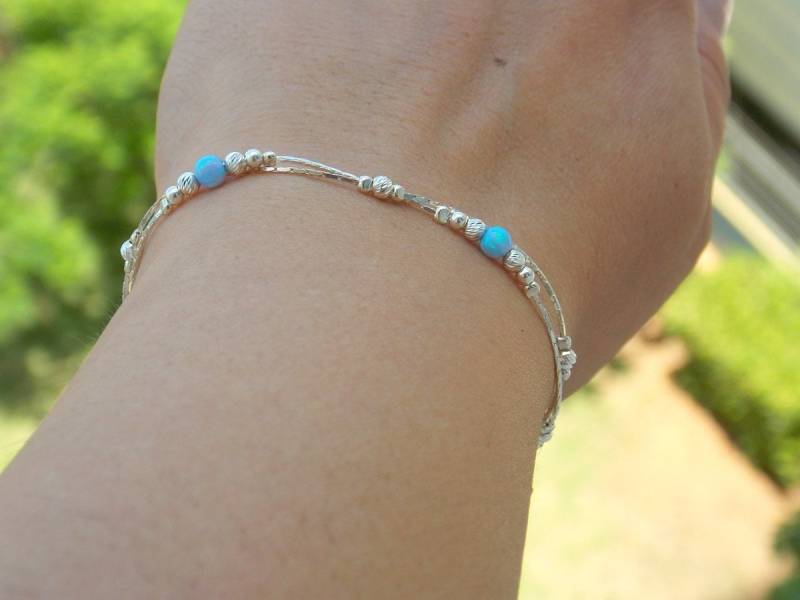 Opal Armband, Perlen Minimal Gold Winziges Schmuck Opal Armband, Perlen Minimal Gold Winziges Schmuck von sofisjewelrystore