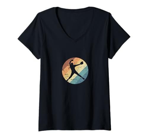 Damen Softball-Krug, Retro-Vintage-Silhouette T-Shirt mit V-Ausschnitt Damen Softball-Krug, Retro-Vintage-Silhouette T-Shirt mit V-Ausschnitt von softball pitcher retro silhouette vintage softball