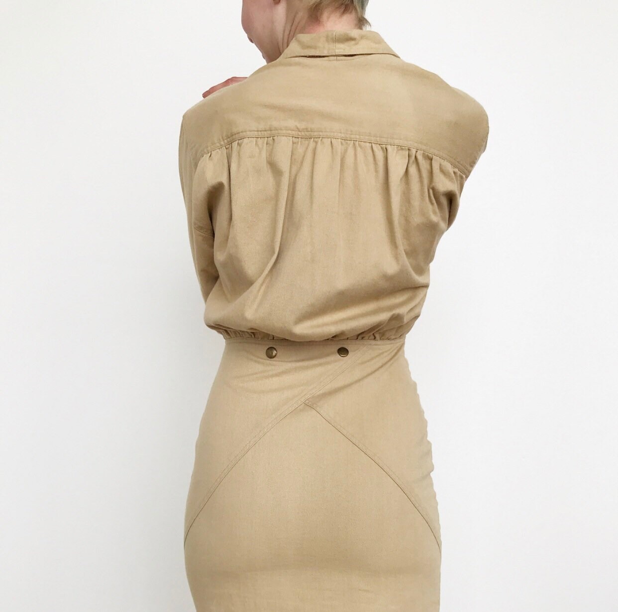 80Er Jahre Beige Kleid S/M von soggyrosesVTG