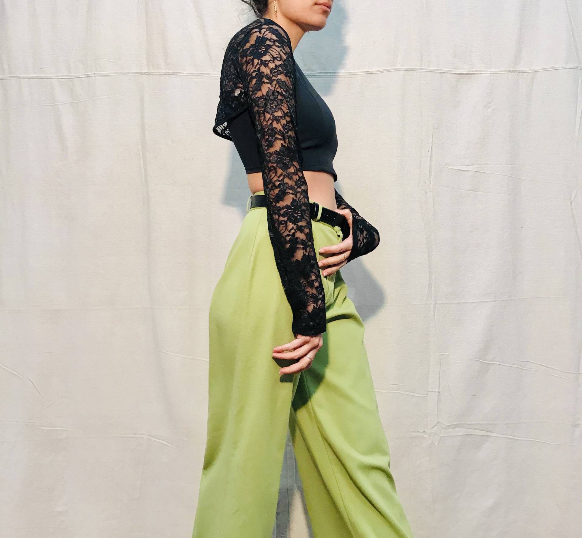 Langarm Spitze Achselzucken - Mesh Crop Klein von soggyrosesVTG