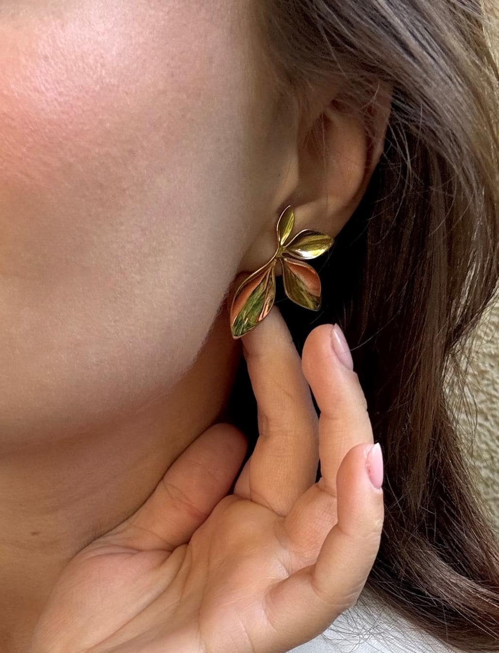 Gold Leaf Earrings, Stainless Steel Studs - Modern Hypoallergenic Gift For Her Gold Leaf Earrings, Stainless Steel Studs - Modern Hypoallergenic Gift For Her von solynebijoux