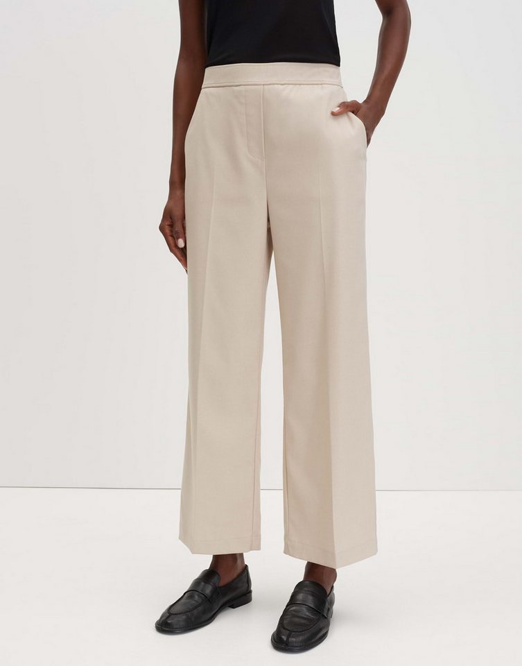 someday Stoffhose CEVIL CROPPEDs aus recyceltem Polyester Mix Knitterarm mit geradem Bein und Gummibund hinten von someday