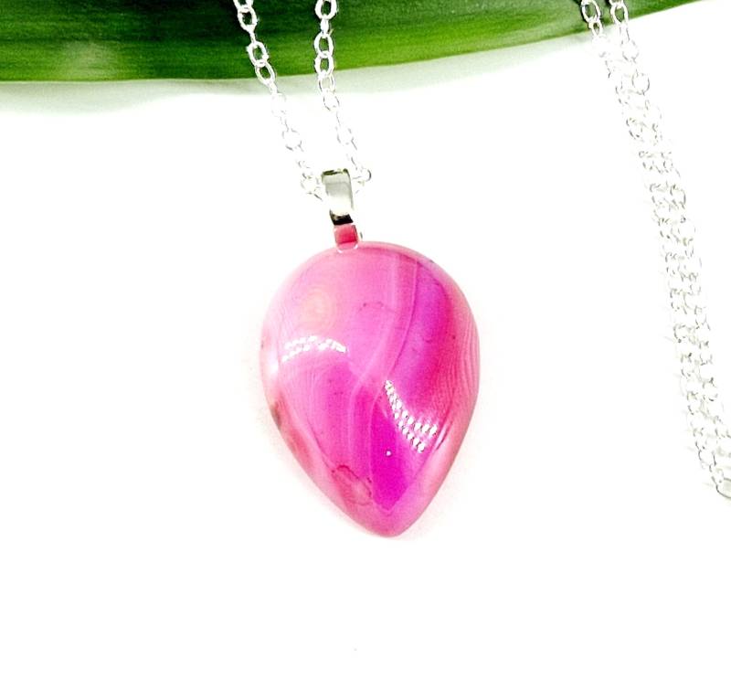 Kette ~ Rosa Achat Edelstein Kette, Naturschmuck, Geschenk Für Frauen, Anhänger, Rosa Kettenanhänger, Schmuck Kette ~ Rosa Achat Edelstein Kette, Naturschmuck, Geschenk Für Frauen, Anhänger, Rosa Kettenanhänger, Schmuck von sommerelf