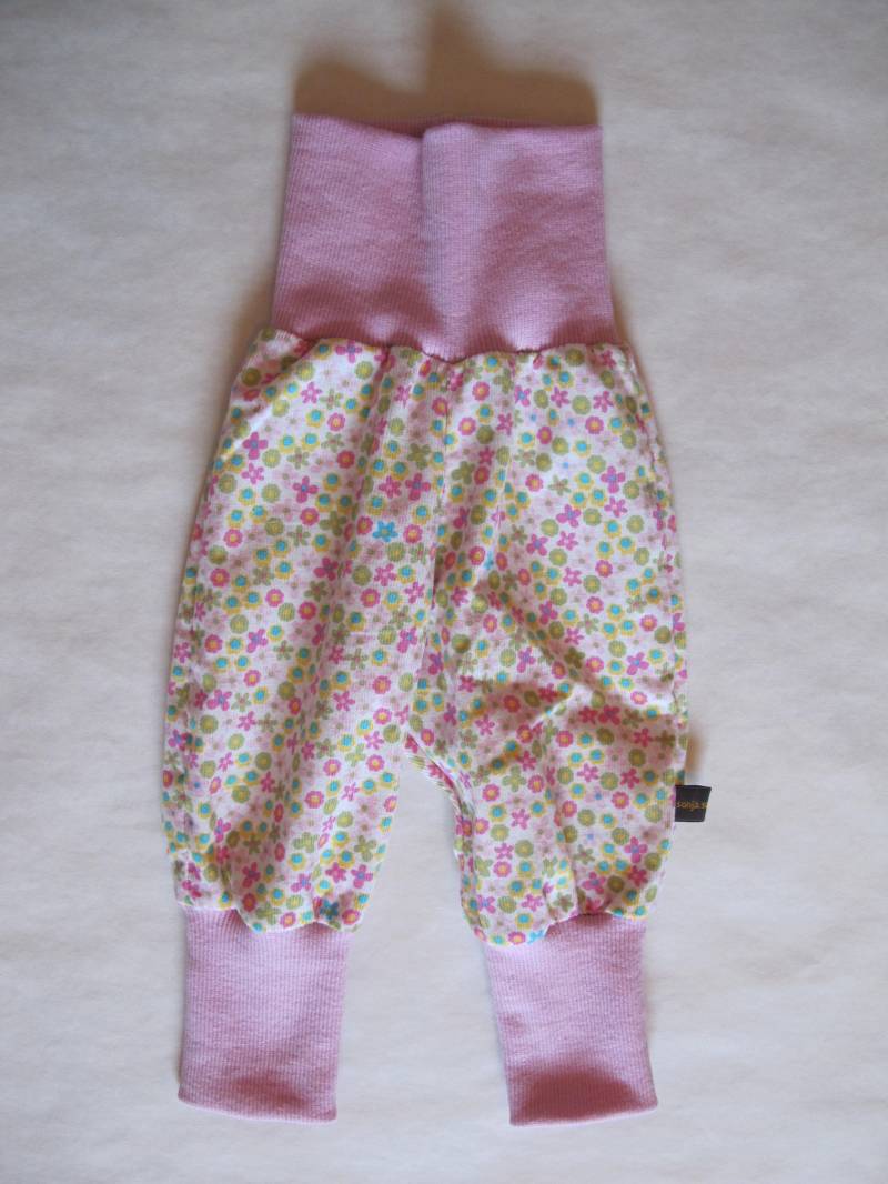 Baby-Mitwachshose Ab Gr.62, Rosa Geblümt Baby-Mitwachshose Ab Gr.62, Rosa Geblümt von sonjasonneDE