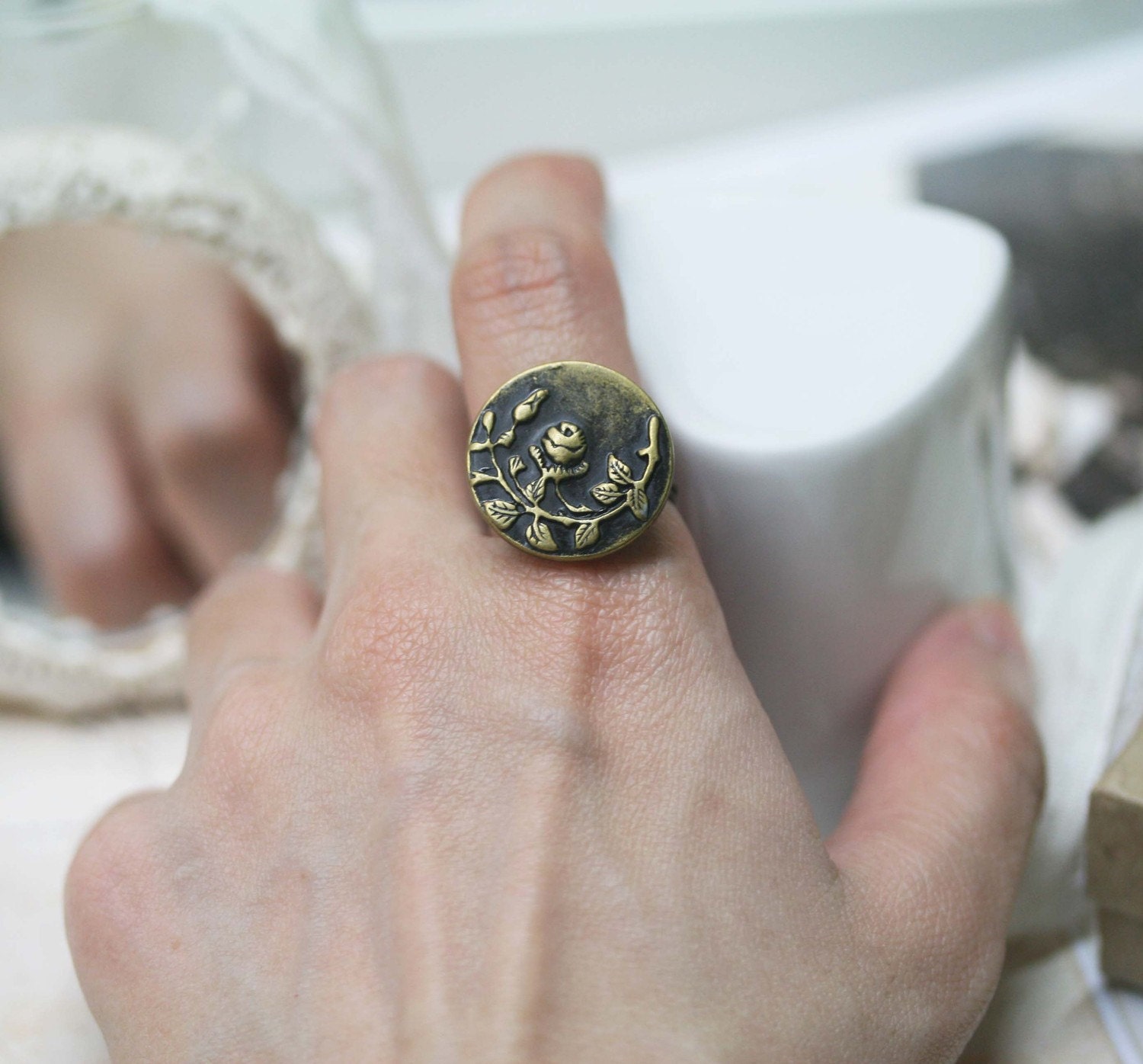 Halbmond Rose Gewickelter Ring Halbmond Rose Gewickelter Ring von sophinegiam