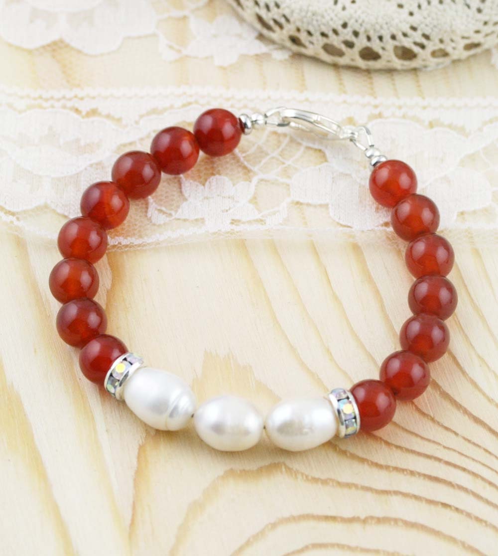 Inspiraton Und Reinheit Armband - Karneol Süsswasserperlen Inspiraton Und Reinheit Armband - Karneol Süsswasserperlen von sophinegiam