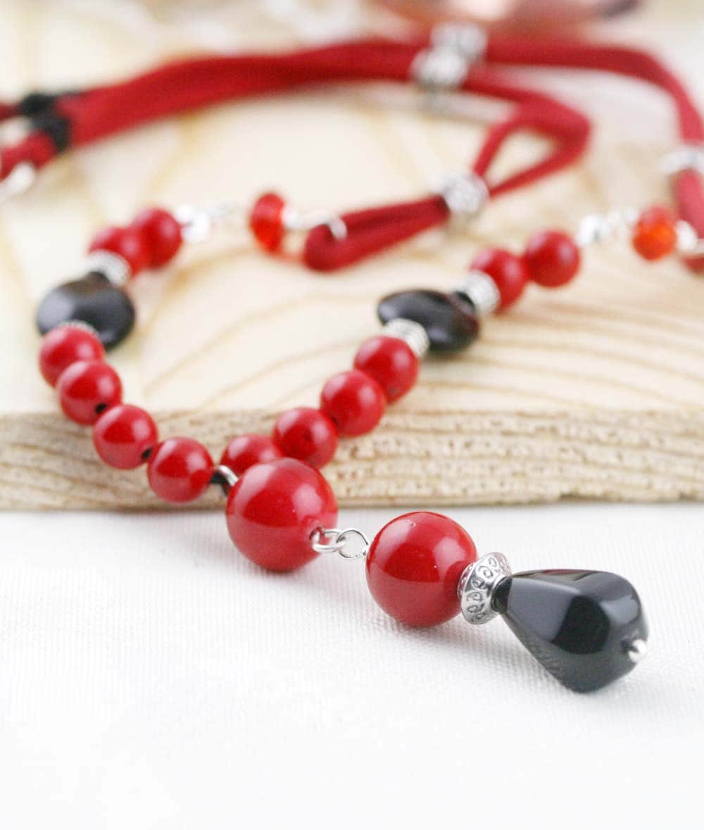 Kirsche Lungo Halskette - Quarzit, Achat Und Obsidian Kirsche Lungo Halskette - Quarzit, Achat Und Obsidian von sophinegiam