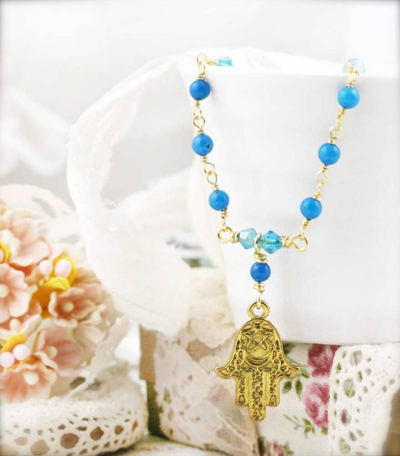 Zierliche Hamsa Halskette Aus Quarzit Zierliche Hamsa Halskette Aus Quarzit von sophinegiam