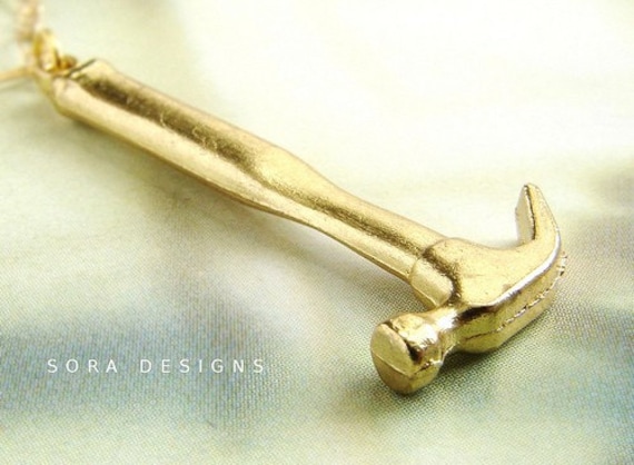 Miniatur Gold Hammer Halskette, Diy Geschenk, Silber Halskette Miniatur Gold Hammer Halskette, Diy Geschenk, Silber Halskette von soradesigns