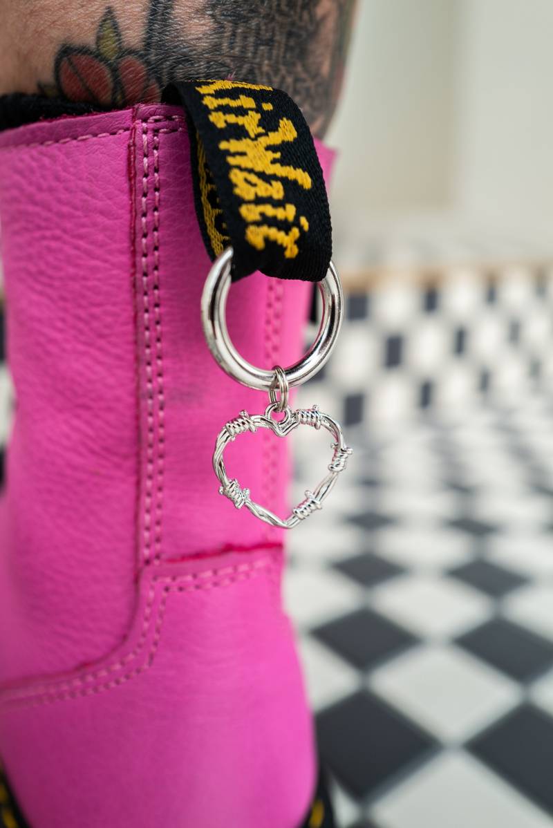 Silber Stacheldraht Herz Boot Charms von sorayrayaxo