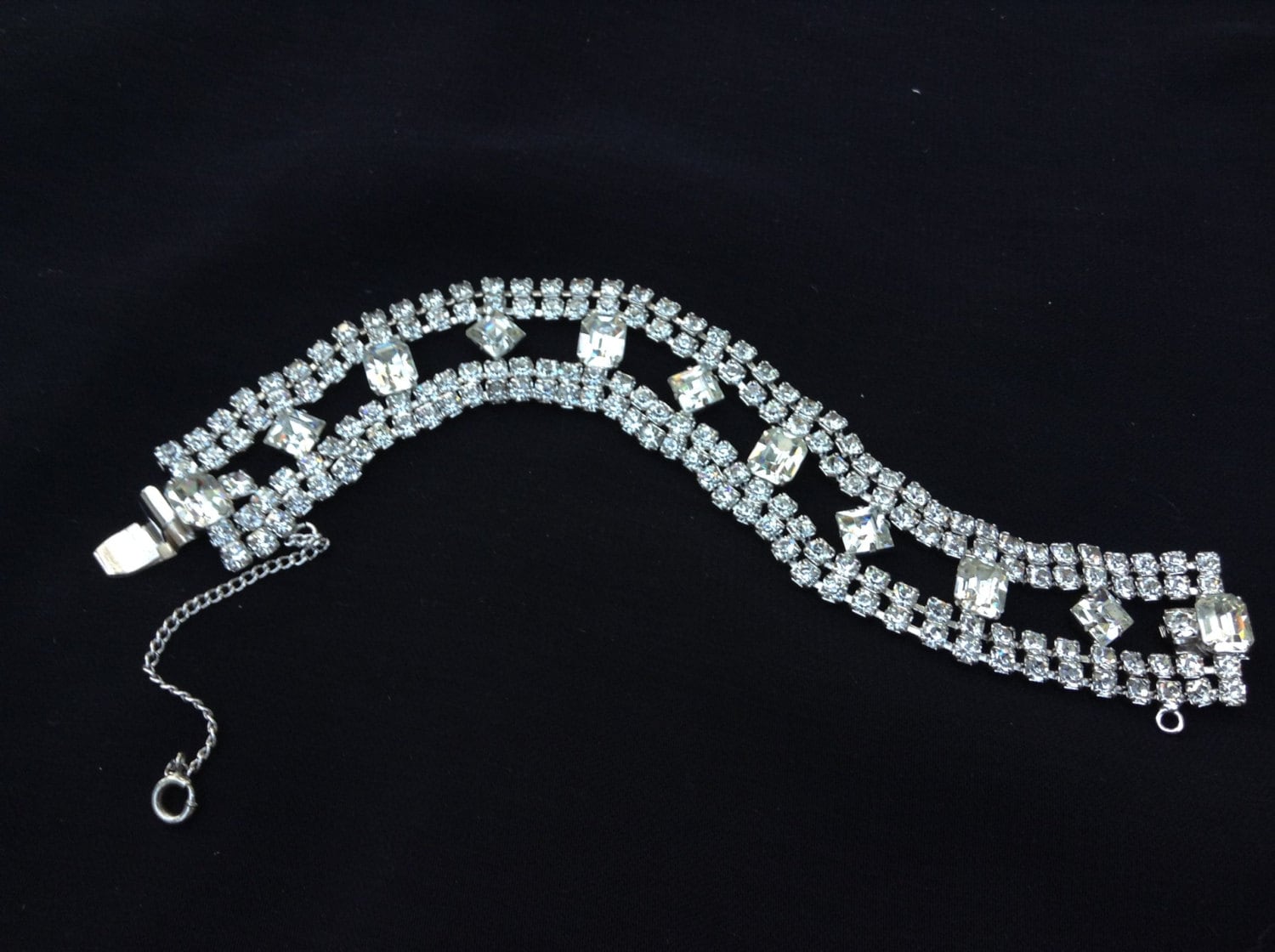 Vintage Klar Strass Armband Schöne Hochzeitsschmuck von sorellasvintagejewel