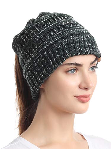 sy soul young Pferdeschwanz Messy Bun Beanie Tail Knit Hole Strickmütze Weiche Brötchen Winter mütze mit zopfloch für Damen(Einheitsgröße,3-Ton-Grün) von sy soul young