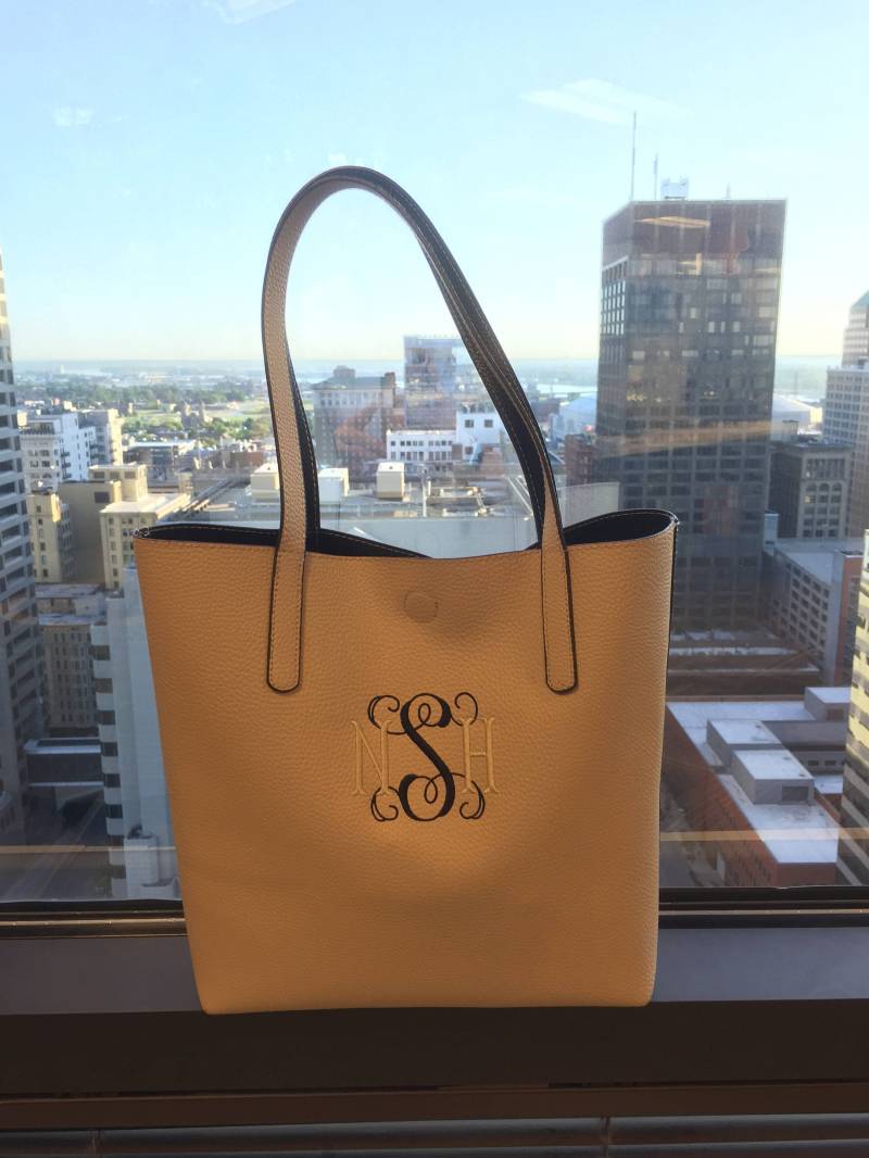 Monogrammierte Kunstledertasche Monogrammierte Kunstledertasche von southernaf