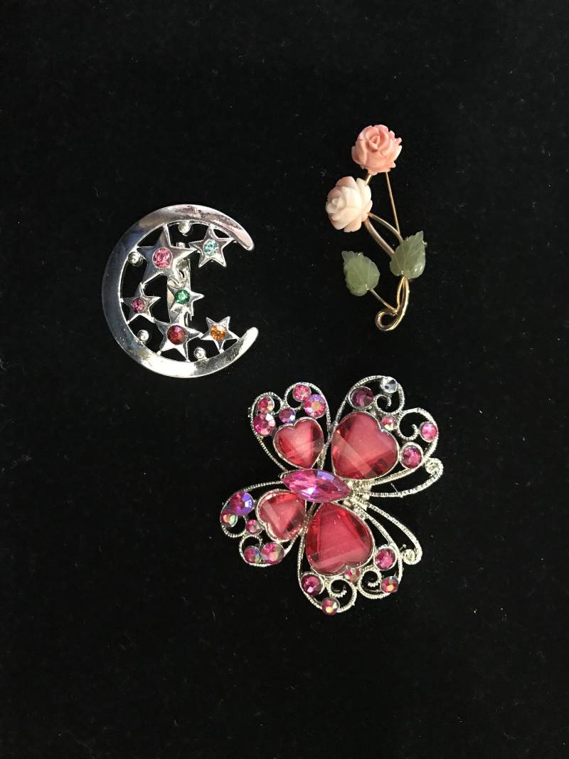 3 Verschiedene Pins von southseapearlco