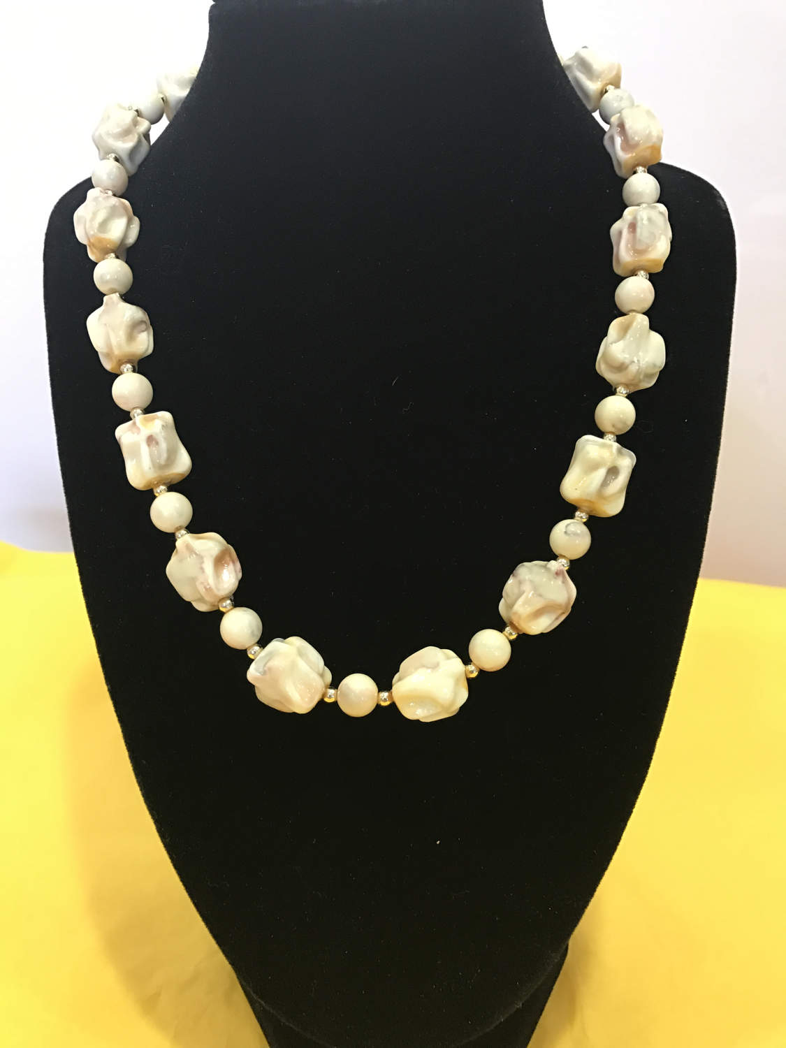 Perlmuttfarbene Halskette von southseapearlco