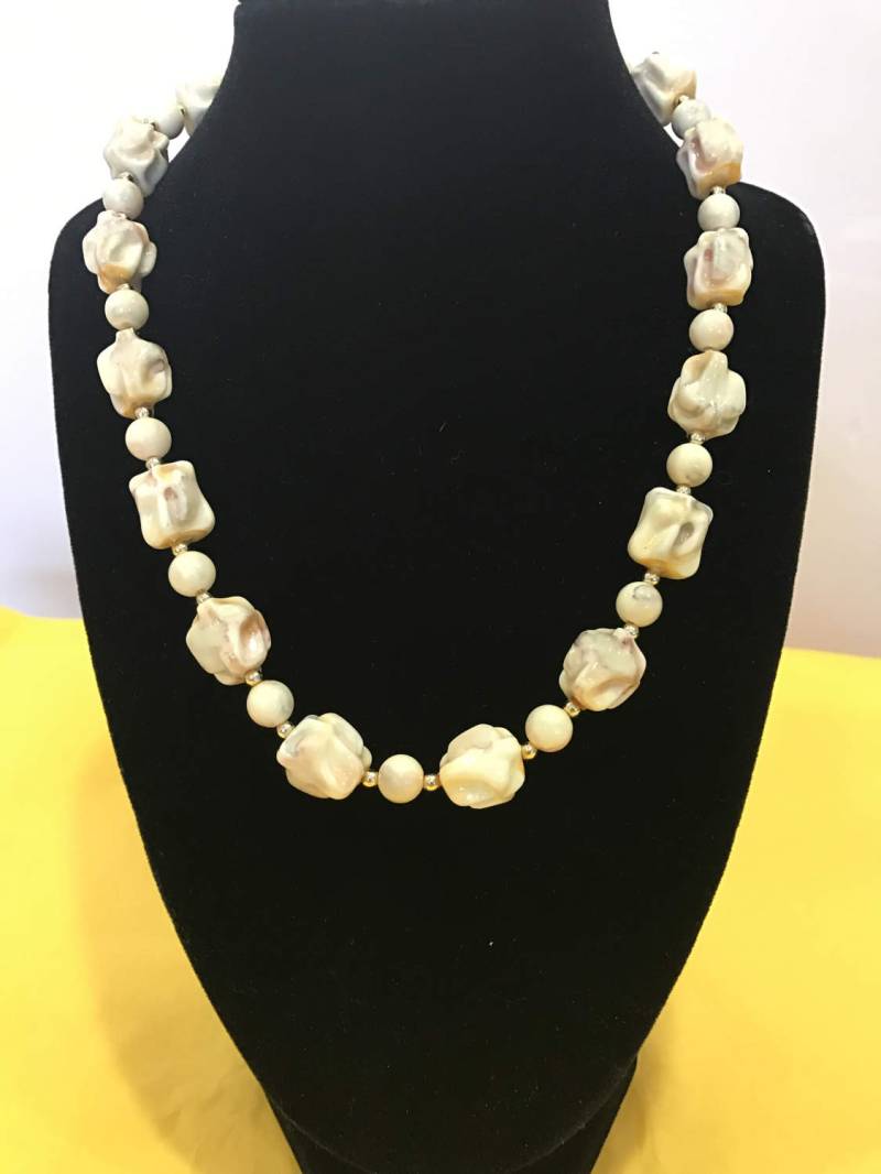 Perlmuttfarbene Halskette von southseapearlco