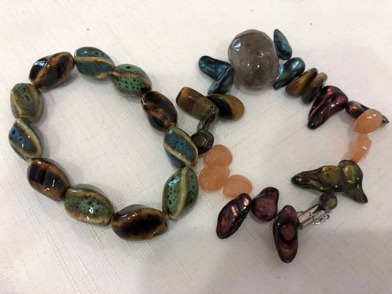 Zwei Perlen Armbänder Zwei Perlen Armbänder von southseapearlco