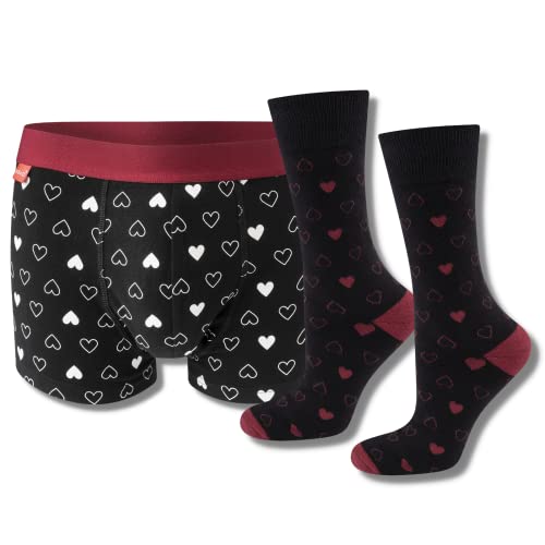 soxo Valentinstag Boxershorts Herren Und Lustige Socken Geschenke Set Für Männer Baumwolle Herzen Boxershorts XXL + Socken 40-45 soxo Valentinstag Boxershorts Herren Und Lustige Socken Geschenke Set Für Männer Baumwolle Herzen Boxershorts XXL + Socken 40-45 von soxo