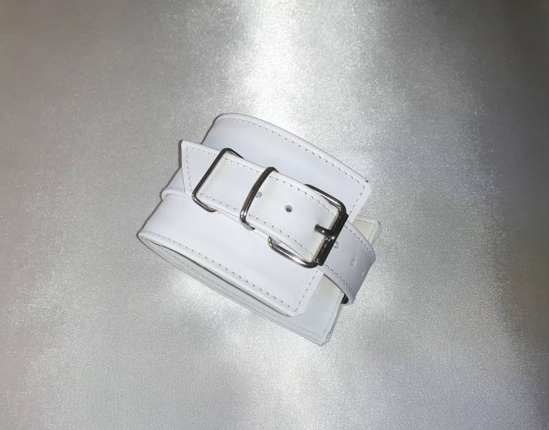 Fussfesselmanschette Mit Kartenfach Fussgelenkgeldbörse Weiß Ledermanschette Geldbörse Reiseportemonaie Geldversteck Geheimfach Wallet von spaceleder