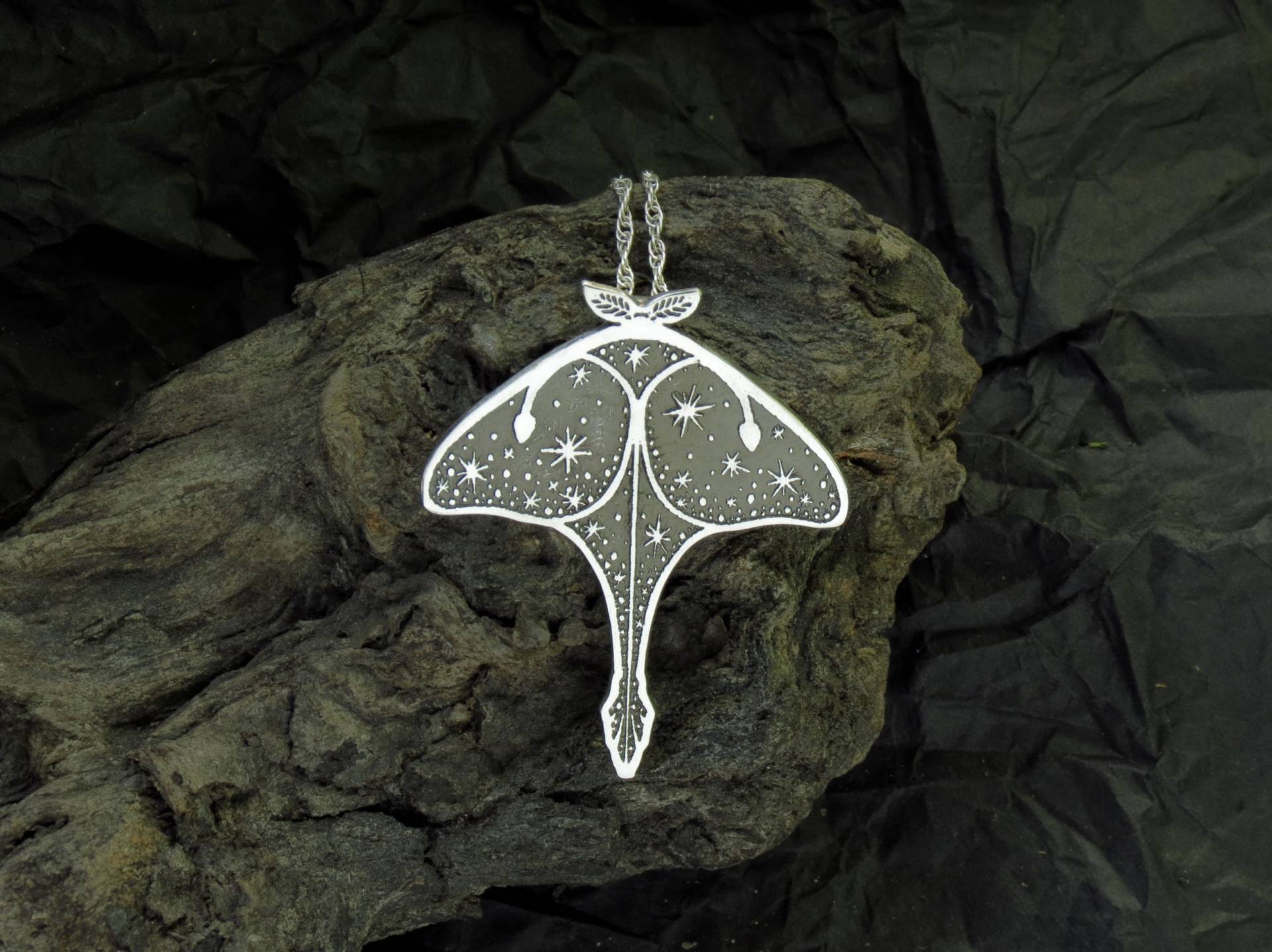 Luna Motte Halskette - Sterling Silber Schmetterling Sternenhimmel Anhänger Nacht Stern Luna Motte Halskette - Sterling Silber Schmetterling Sternenhimmel Anhänger Nacht Stern von spaceweaver