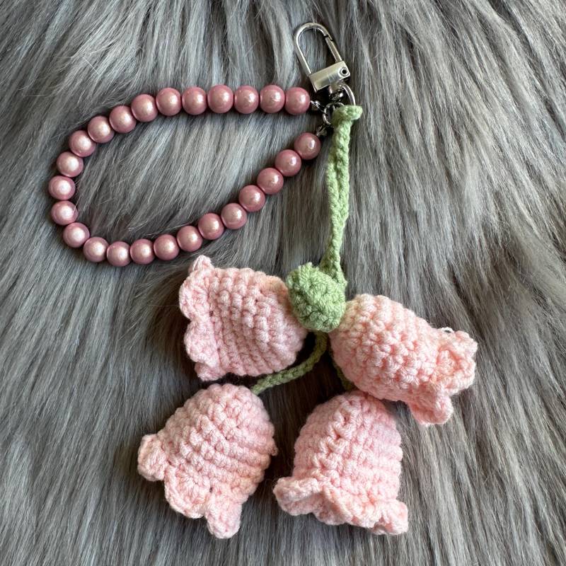 Wunderschöner Schlüsselanhänger/Taschenanhänger Mit Magic Pearl Kette Und Blümchen von sparklingheavenbylu