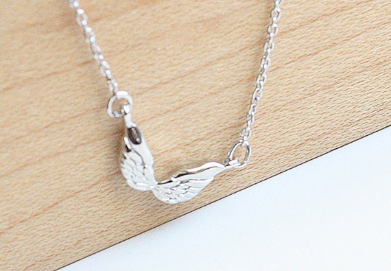 Engelsflügel Kette, Minimalistisch von spellingB