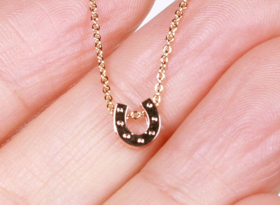 Hufeisen Halskette, Rose Gold Filled Kette, 925 Sterling Silber 14K Winzig Pferd Hufeisen, Glücksbringer von spellingB