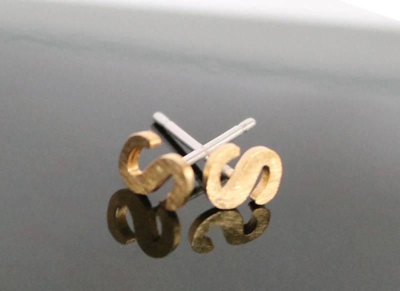 Kleine Initialen Beitrag Ohrringe, .925 Sterling Silber Beiträge, Paar Mix Und Match-Initialen, Gold Oder Rose Letter-Ohrringe, Hochzeit von spellingB