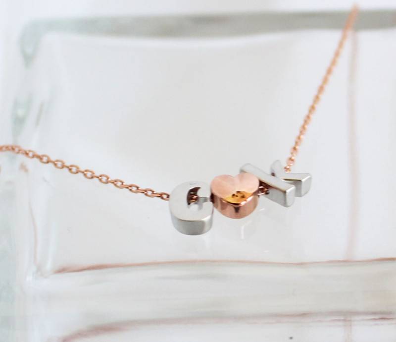 Kleinschreibung Groß-Initial Halskette, Schichtung, Kette, Gold, Silber, Rose Gold Buchstaben ", " Personalisierung Name Hochzeit, Schnelle Lieferung von spellingB
