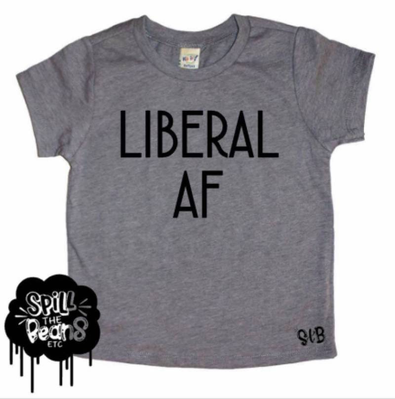 Liberalen Af Links Kid Trendige T-Shirt Oder Bodysuit Baby Kleinkind Jungen Mädchen Kleidung Unisex Geschlecht Neutral Shirt von spillthebeansetc