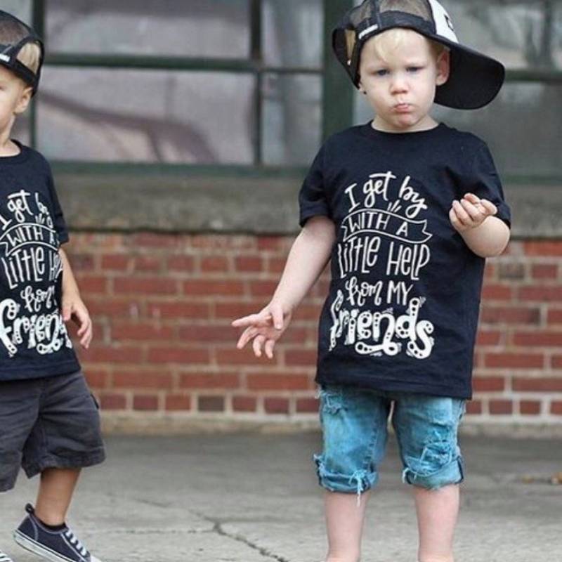 Lustige Kid T Ich Bekommen Von Mit Ein Wenig Hilfe Meinen Freunden Kleinkind Baby Shirt Musik Texte Zitieren Werden Art Beste Freunde, Die Dazu von spillthebeansetc